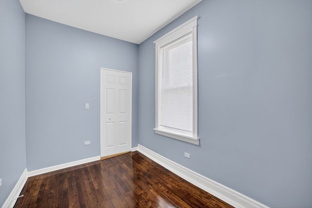 1419 S Kedvale Avenue, Chicago, IL 60623