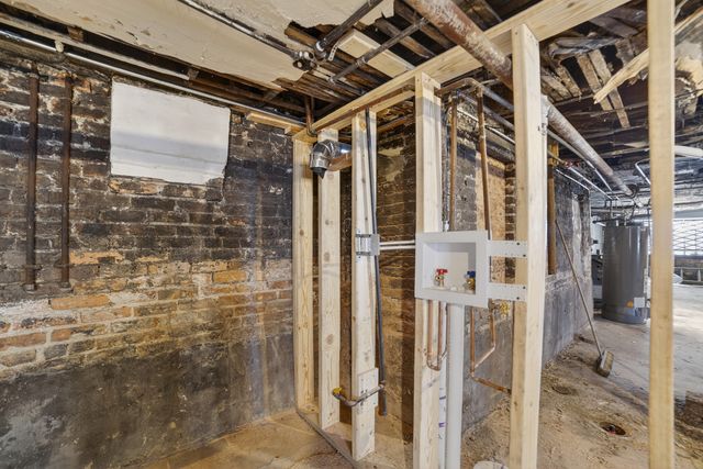 1419 S Kedvale Avenue, Chicago, IL 60623