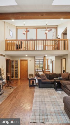 2185 SAMS CREEK RD, Westminster, MD 21157