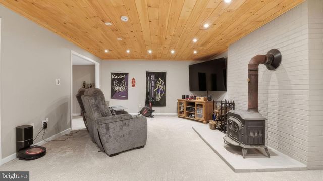 2185 SAMS CREEK RD, Westminster, MD 21157