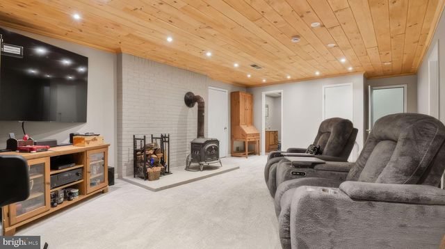 2185 SAMS CREEK RD, Westminster, MD 21157