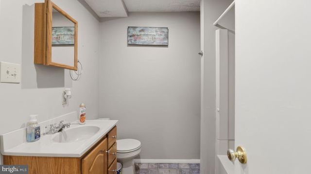 2185 SAMS CREEK RD, Westminster, MD 21157