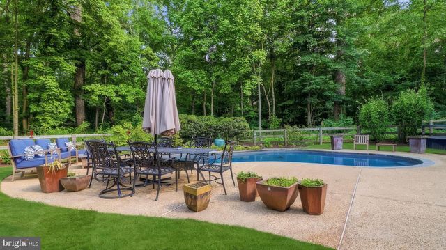 2185 SAMS CREEK RD, Westminster, MD 21157