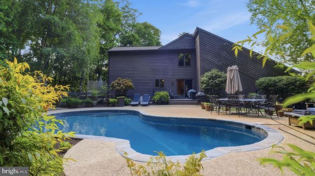 2185 SAMS CREEK RD, Westminster, MD 21157