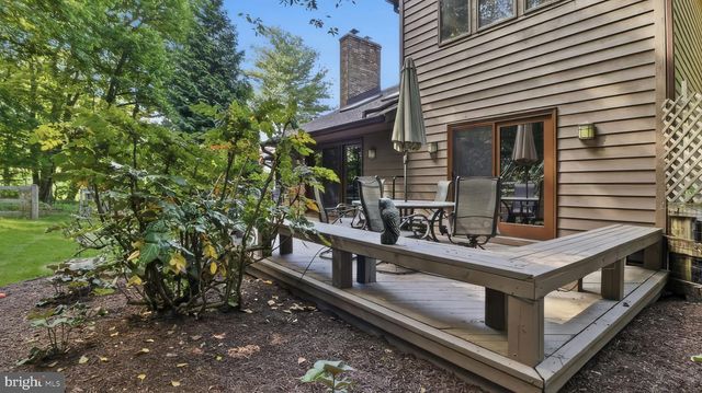 2185 SAMS CREEK RD, Westminster, MD 21157