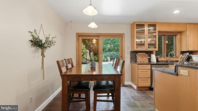 2185 SAMS CREEK RD, Westminster, MD 21157