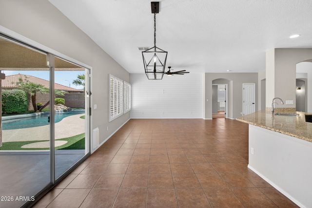 4158 E PEACH TREE Drive, Chandler, AZ 85249