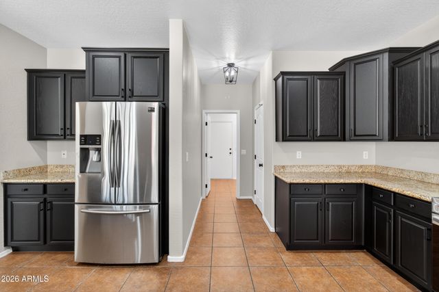 4158 E PEACH TREE Drive, Chandler, AZ 85249