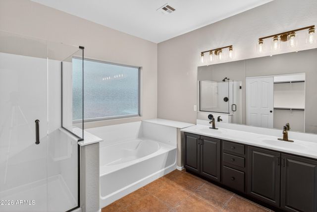 4158 E PEACH TREE Drive, Chandler, AZ 85249