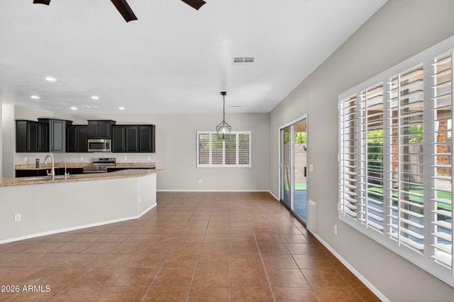 4158 E PEACH TREE Drive, Chandler, AZ 85249