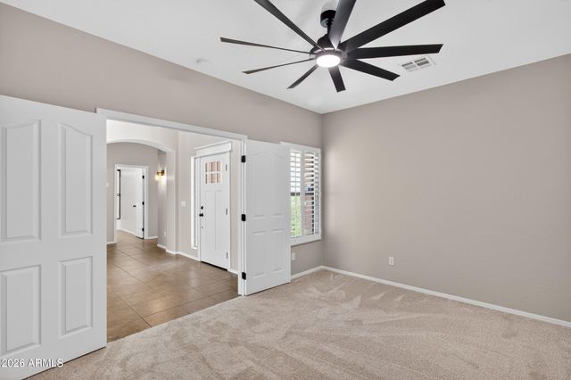 4158 E PEACH TREE Drive, Chandler, AZ 85249
