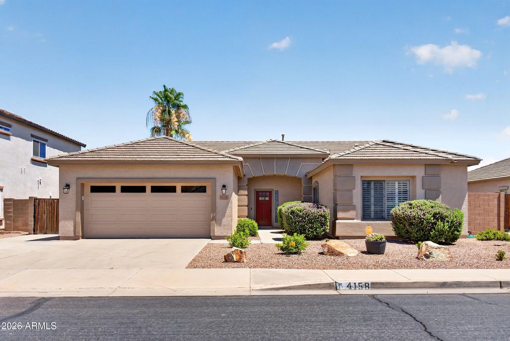 4158 E PEACH TREE Drive, Chandler, AZ 85249