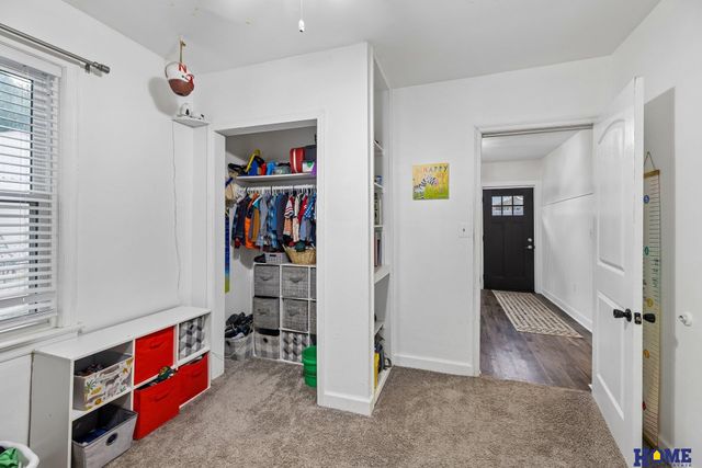 6042 Leighton Avenue, Lincoln, NE 68507