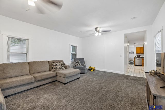6042 Leighton Avenue, Lincoln, NE 68507