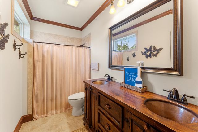 350 E El Dorado Drive, Scroggins, TX 75480