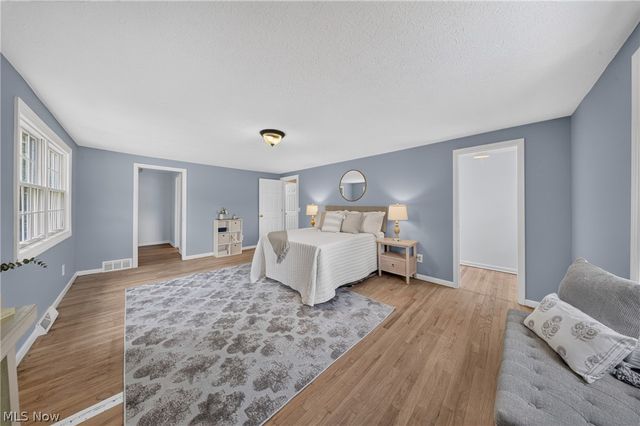 6306 Stone Road, Hudson, OH 44236