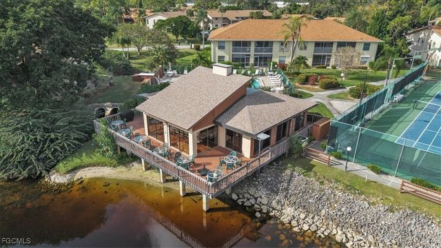 15000 Arbor Lakes DR E 6, North Fort Myers, FL 33917