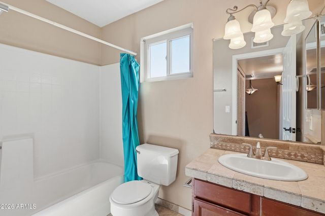 2455 E BROADWAY Road 8, Mesa, AZ 85204