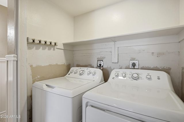 2455 E BROADWAY Road 8, Mesa, AZ 85204