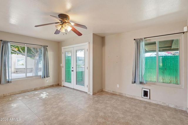 2455 E BROADWAY Road 8, Mesa, AZ 85204