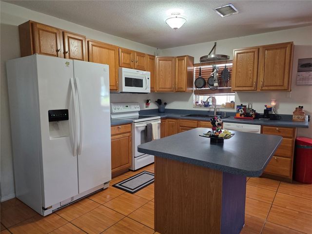 9272 51ST STREET N, Pinellas Park, FL 33782