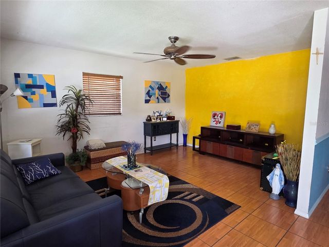 9272 51ST STREET N, Pinellas Park, FL 33782