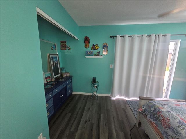 9272 51ST STREET N, Pinellas Park, FL 33782