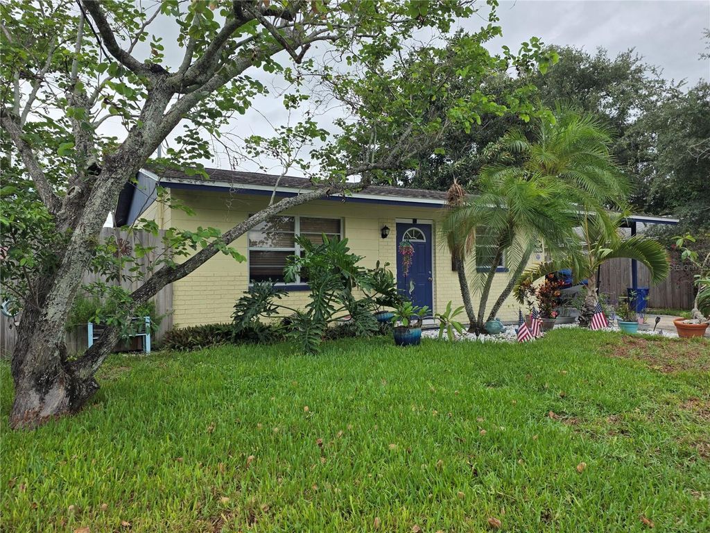 9272 51ST STREET N, Pinellas Park, FL 33782