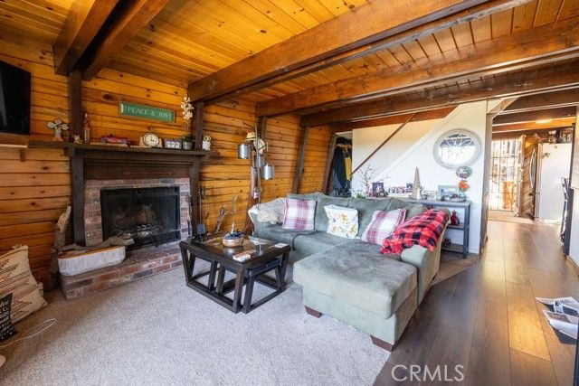 2476 Elko, Los Angeles, CA 92382