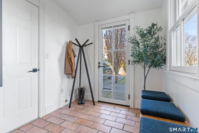 22 Ensign Road, Norwalk, CT 06853