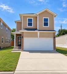 130 Flamingo Bight S, Baytown, TX 77523