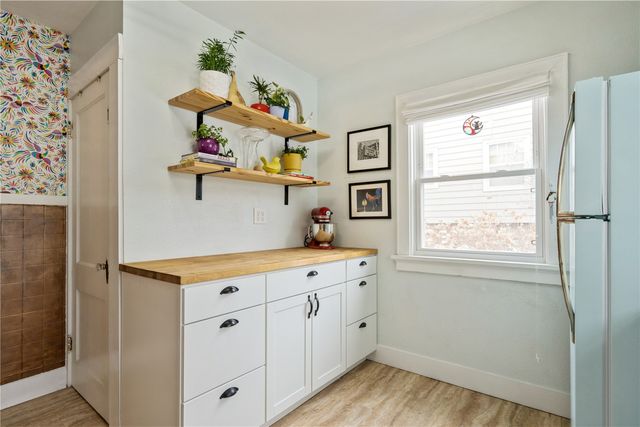 409 20th Street NE, Cedar Rapids, IA 52402