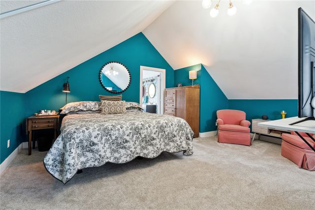 409 20th Street NE, Cedar Rapids, IA 52402