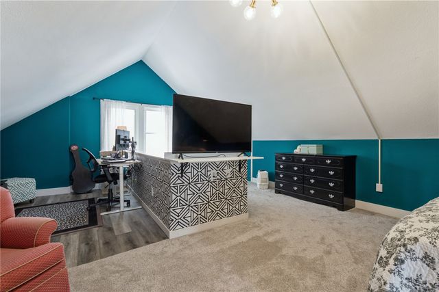 409 20th Street NE, Cedar Rapids, IA 52402