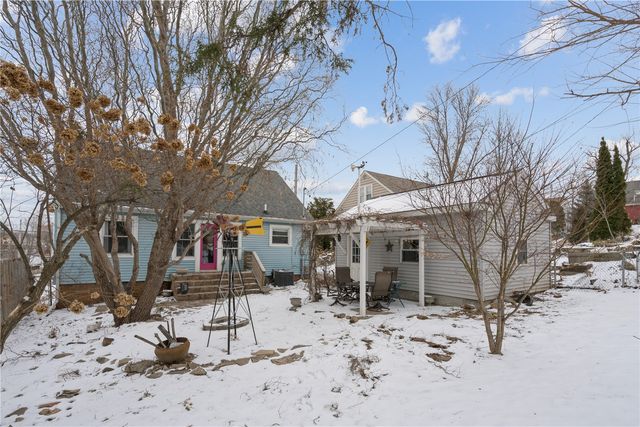 409 20th Street NE, Cedar Rapids, IA 52402