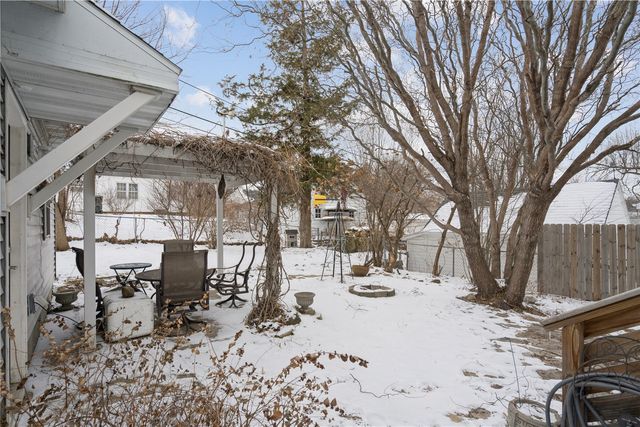 409 20th Street NE, Cedar Rapids, IA 52402