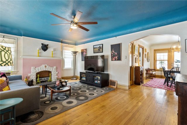 409 20th Street NE, Cedar Rapids, IA 52402