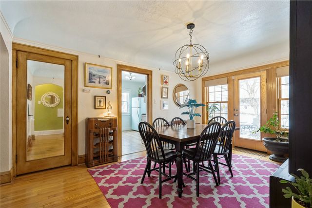 409 20th Street NE, Cedar Rapids, IA 52402