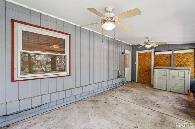 429 Far Hill Drive, Ballwin, MO 63021