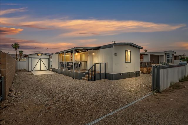 1867 Montclair Drive, Bullhead City, AZ 86442