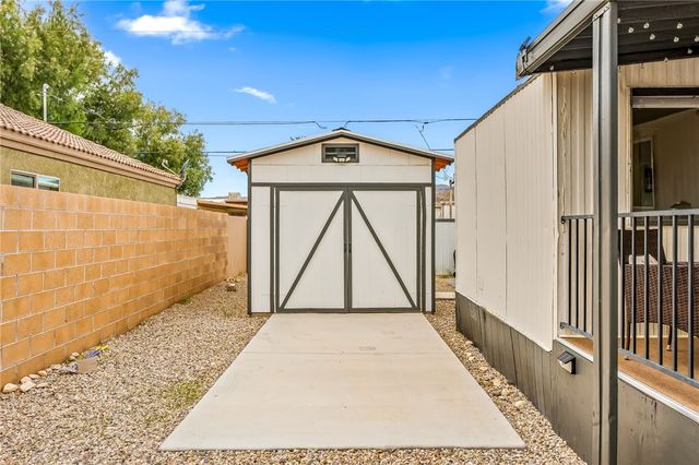 1867 Montclair Drive, Bullhead City, AZ 86442