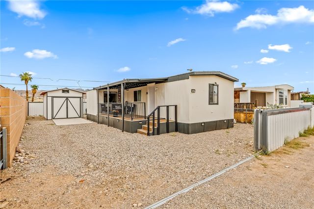 1867 Montclair Drive, Bullhead City, AZ 86442