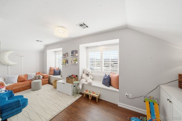 1425 E 21st Street, Tulsa, OK 74114