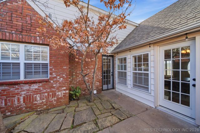 1425 E 21st Street, Tulsa, OK 74114