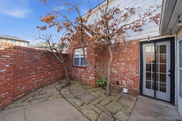 1425 E 21st Street, Tulsa, OK 74114