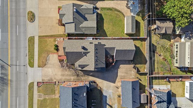 1425 E 21st Street, Tulsa, OK 74114