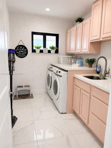 13452 SW 256th Ter 1, Homestead, FL 33032