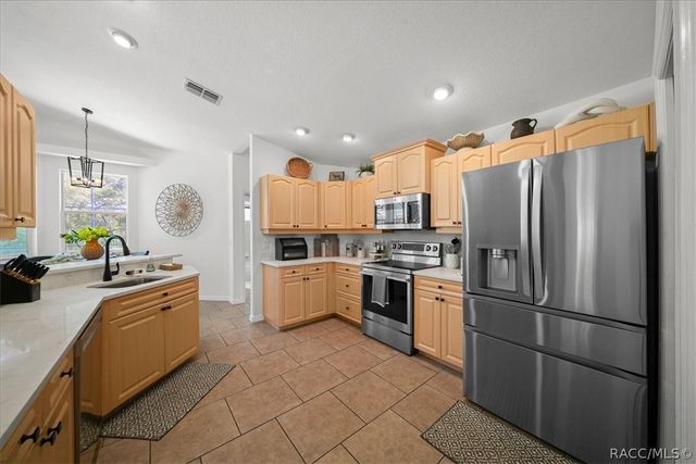 8583 N Tibet Terrace, Dunnellon, FL 34433