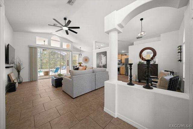 8583 N Tibet Terrace, Dunnellon, FL 34433