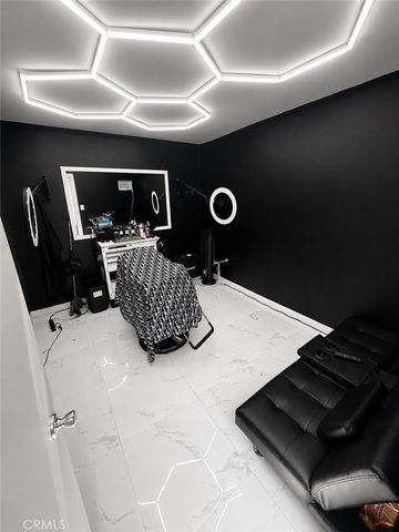 7258 Exeter 6, Paramount, CA 90723